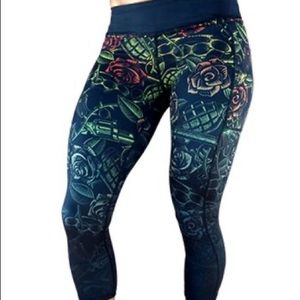 Constantly Varied Gear Dressed To Kill Capri M